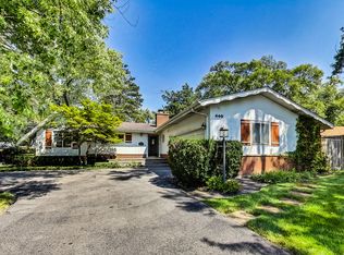 440 Elm St, Glenview, IL