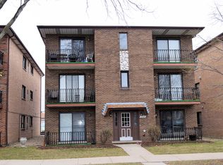6545 W 64th Pl APT 1W, Chicago, IL 60638
