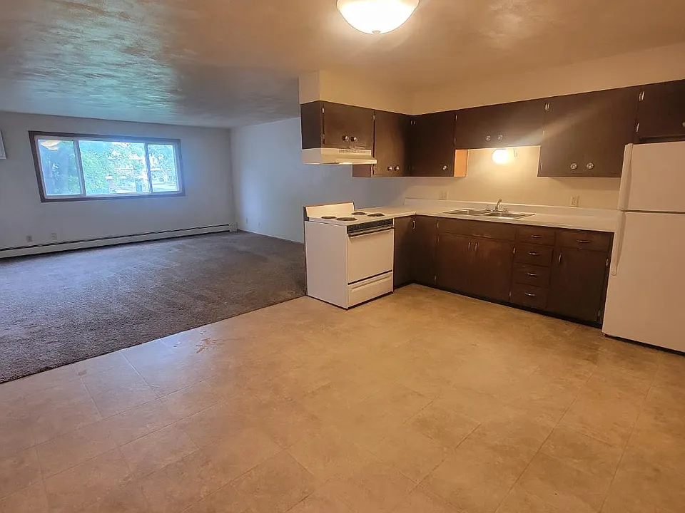 530 Elm St #1