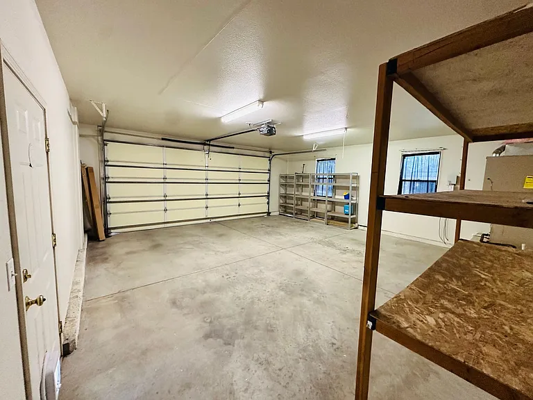 844 Woodhaven Dr — Photo 26