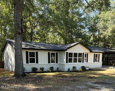 2405 Santa Cruz Dr, Gautier, MS, 39553