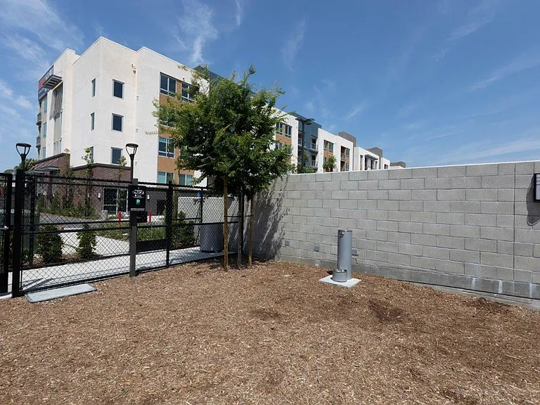 770 South Harbor — Photo 35