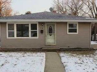 2528 Lucia Ave, Waukegan, IL 60085