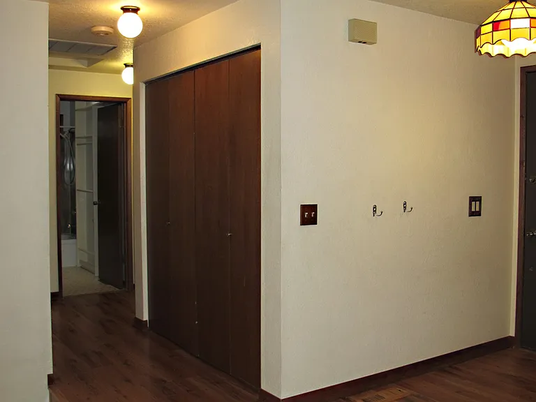 601 NW Ensign Dr — Photo 5