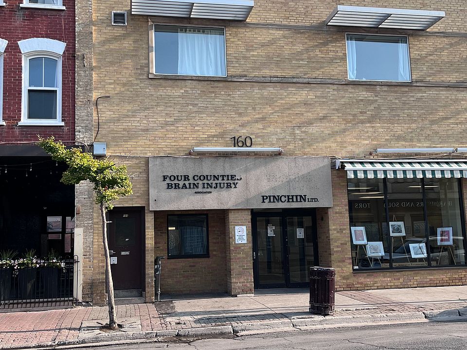 1st image of 164 Charlotte St #6