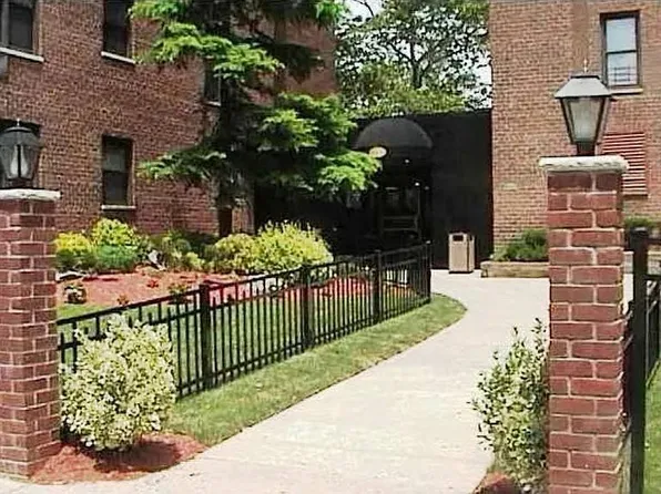 145 Lincoln Ave APT 4F, Staten Island, NY 10306