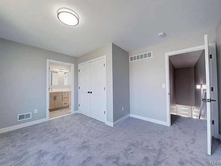 2808 Goodrich St — Photo 23