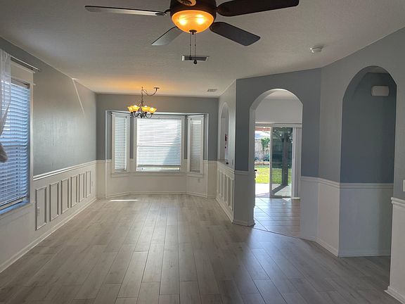 3rd image of 12626 Evington Point Dr