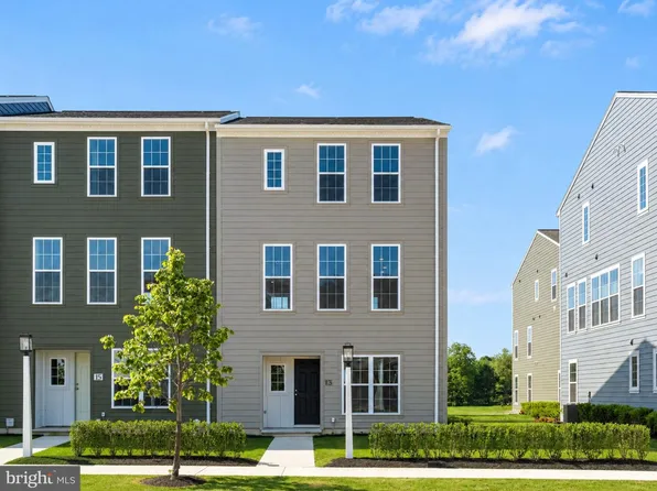 13 Snap Dragon Rd, Carlisle, PA 17015