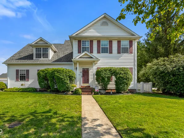 10480 Watkins Dr, Indianapolis, IN 46234
