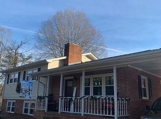 1225 Christian St, Pinnacle, NC 27043