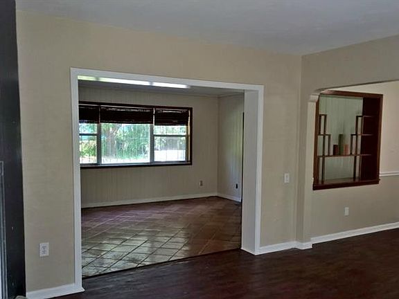 3rd image of 6509 N 19th St