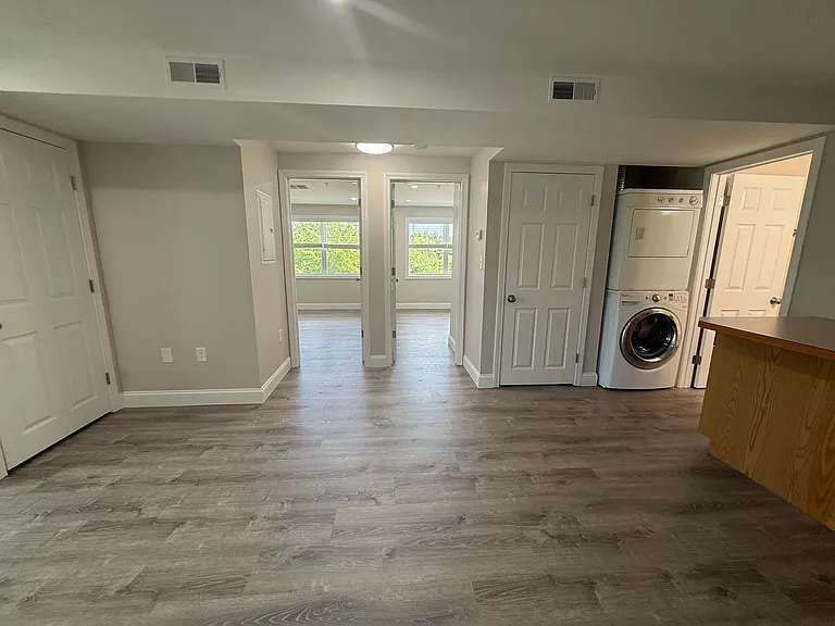 Pondsview Apartments — Photo 49