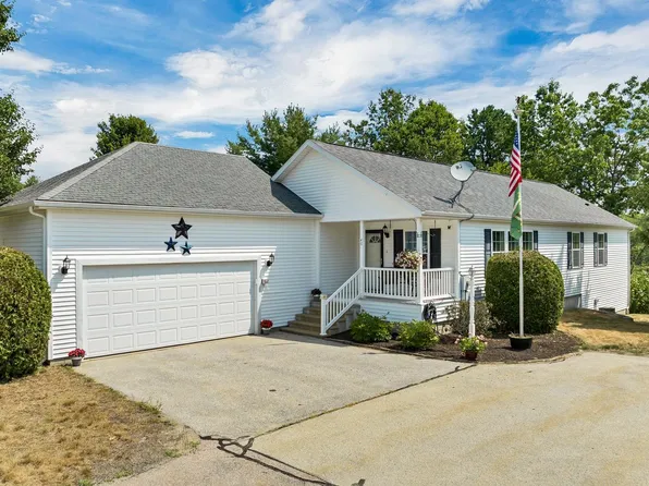 46 Moose Pond Terrace, Hooksett, NH 03106