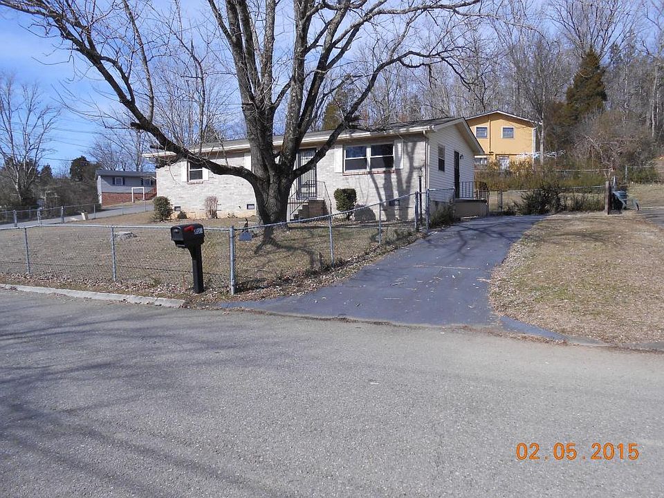 1st image of 805 Green Meadows Dr