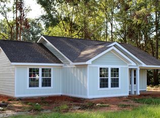 69 Mill St, Lucedale, MS 39452