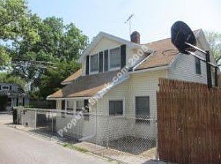 2nd image of 101 Frank Ct