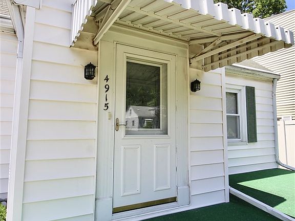 2nd image of 4915 N Longview Pl