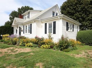 43 Admiral Kalbfus Rd, Newport, RI 02840