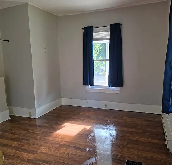 113 Lawrence St #FRONT — Photo 8