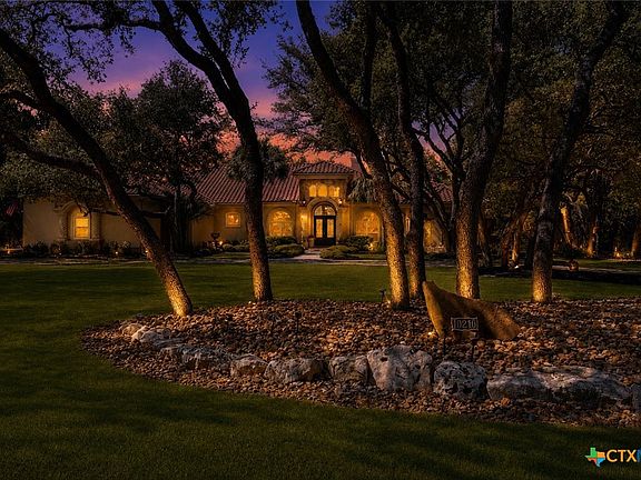 5th image of 10210 Oak Forest Way