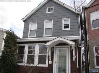12 Maple St, Garfield, NJ 07026