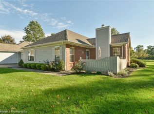 60 Stratford Green Dr APT 3, Canfield, OH 44406