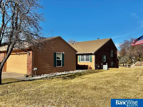 6840 Old Post Pl, Lincoln, NE 68506