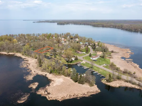 1445 White Cloud Dr, Isle, MN 56342