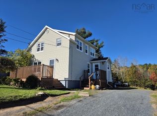 65 Munroe Ave, New Glasgow, NS B2H 2E4