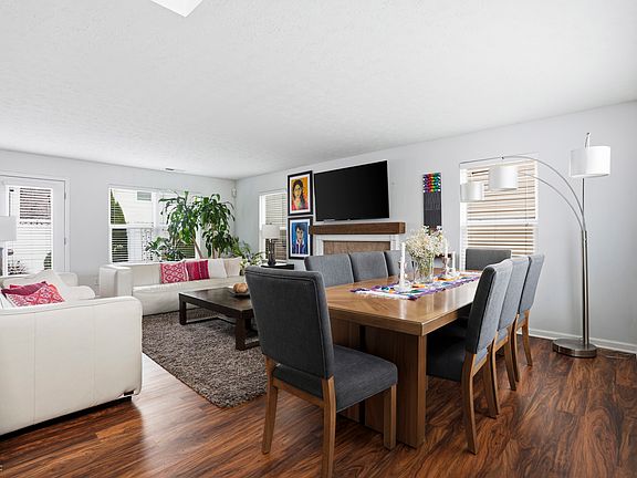 4th image of 3416 Bloomsbury Ln