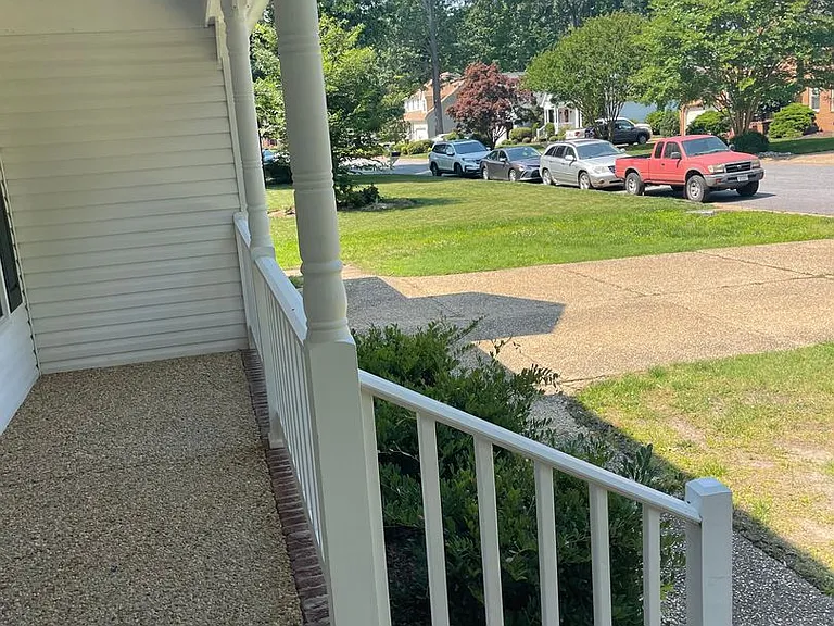 403 Coach Hovis Dr — Photo 4