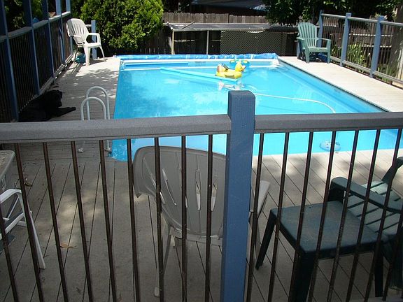 5th image of 8912 Castle Park Dr
