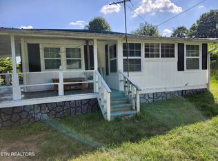 1728 Sulphur Springs Rd, Clinton, TN 37716