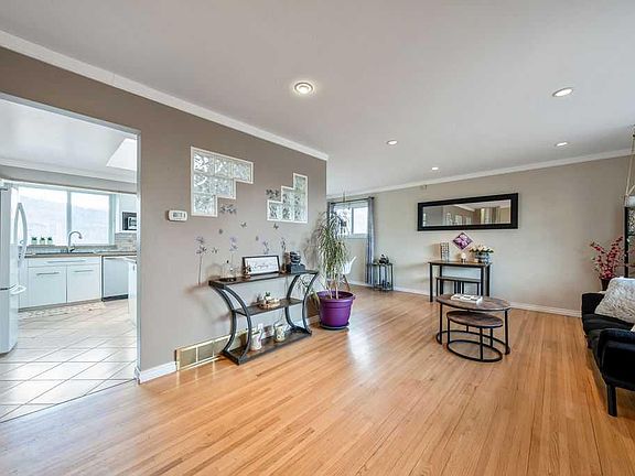 4th image of 1441 E Hunterbrook Rd NW