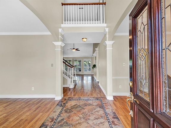3rd image of 3027 Marble Falls Dr