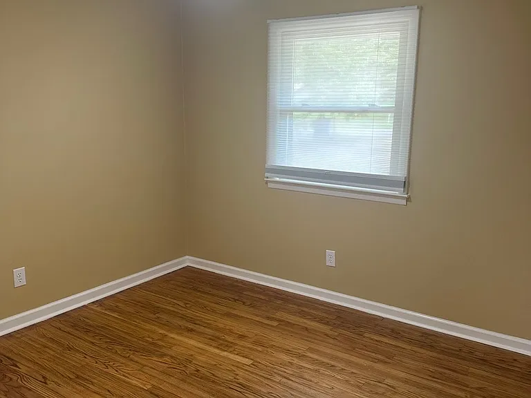283 Channing Dr — Photo 29