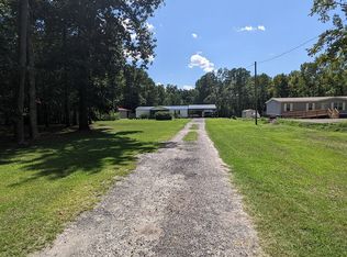 1756 Lakewood Dr, Manning, SC 29102