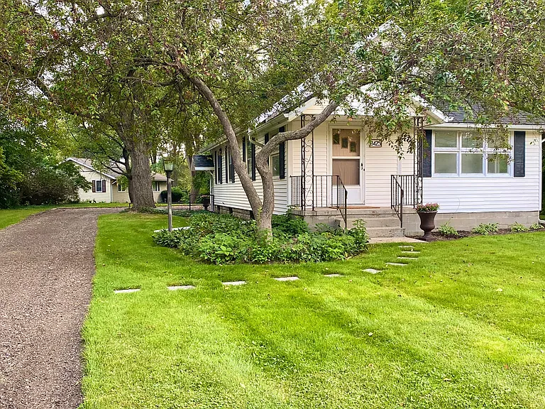 3425 W Milham Ave — Photo 2