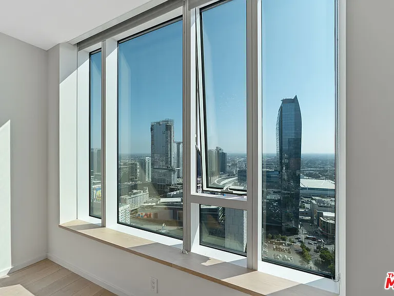 889 Francisco St #3801 — Photo 4