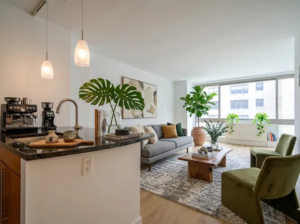 242 East 25th Street image 1 of 7