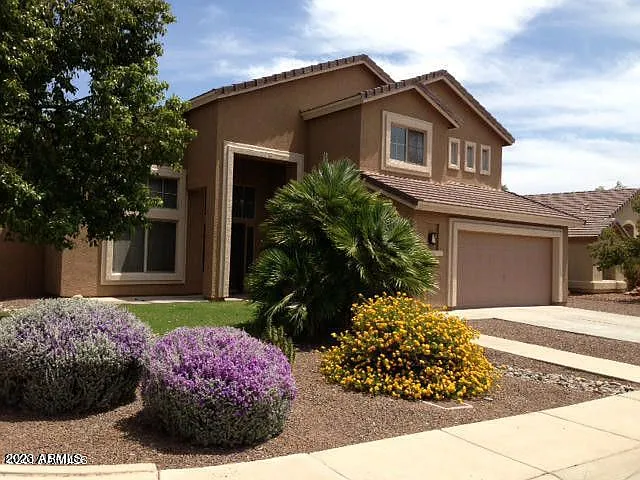 6824 W Rose Garden Ln