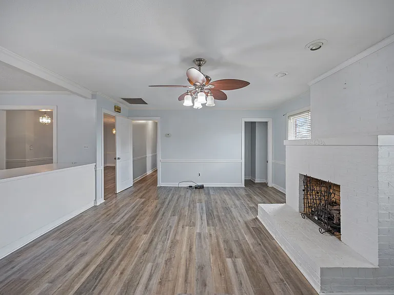 4130 Terrace Dr — Photo 8