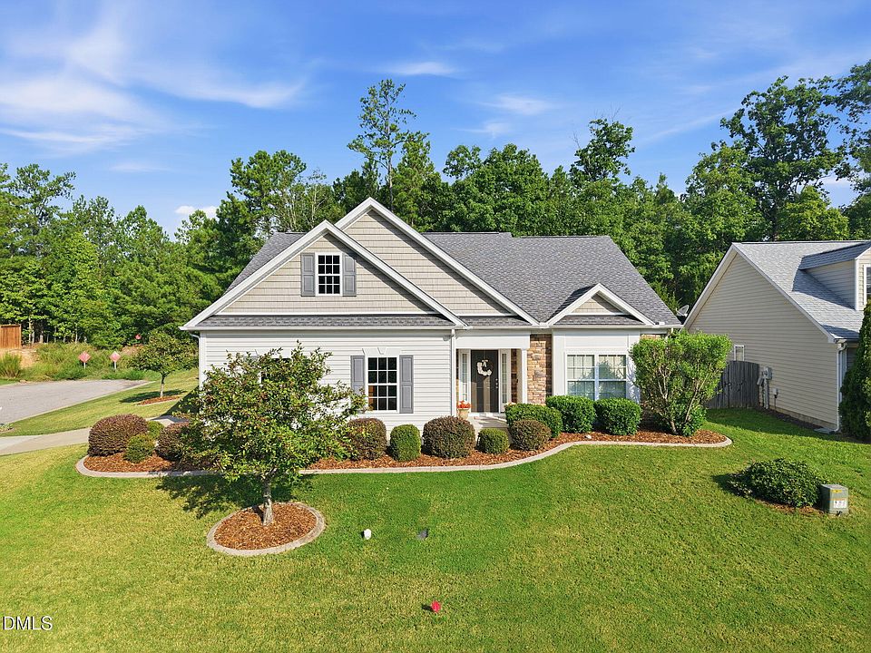 1st image of 1200 Dexter Ridge Dr