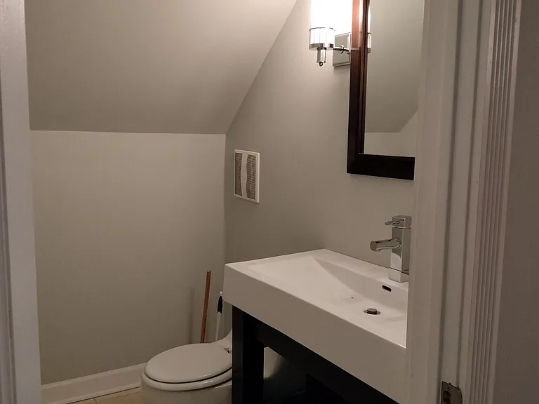 3046 N Leavitt St #2 — Photo 40
