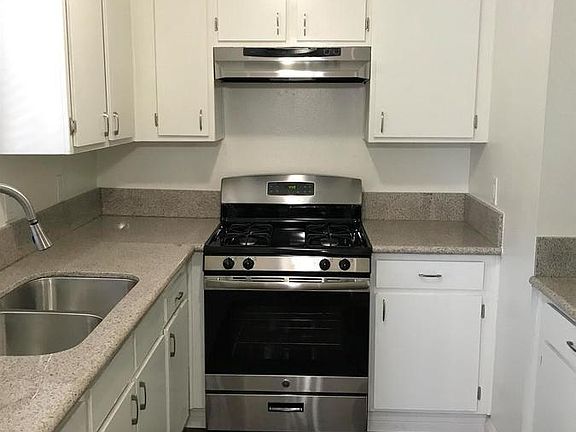 4th image of 14427 Lemoli Ave APT 19