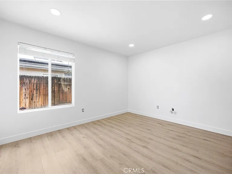 5009 Shaman Ct — Photo 27