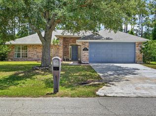 16 Regency Dr, Palm Coast, FL 32164