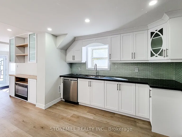 727 College Ave — Photo 28