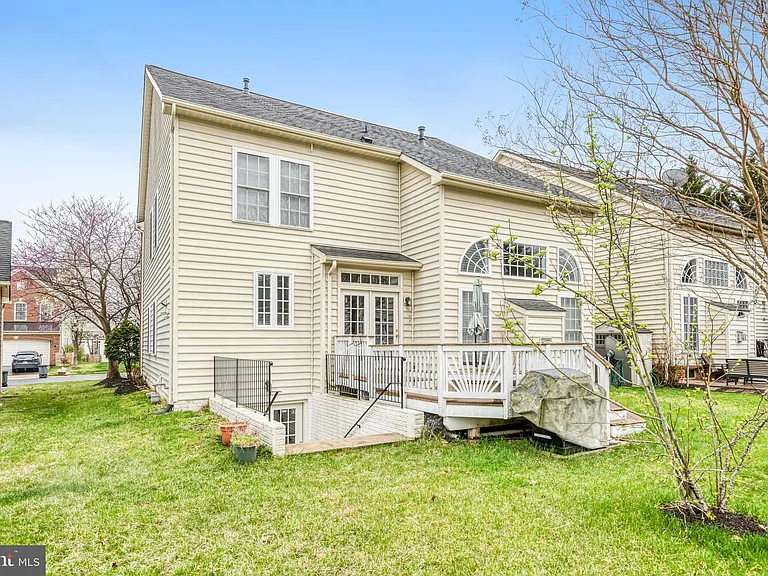 8416 Churchside Dr — Photo 19